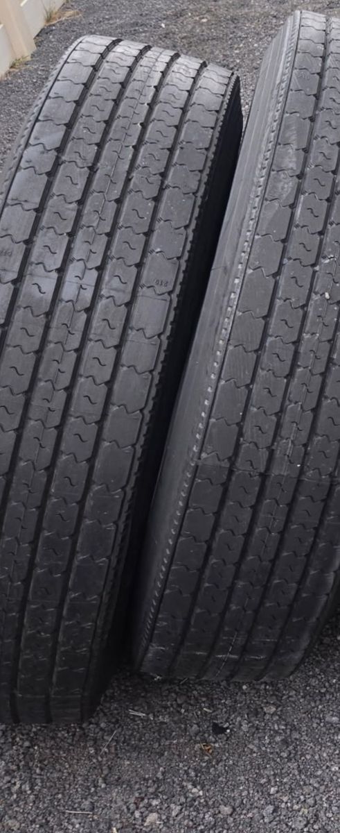 Semi Truck Tires 11 R 22.5 New Cap Trailer