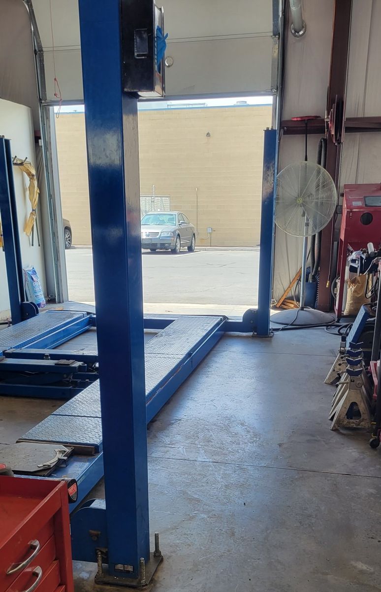 Atlas Four Post alignment Lift