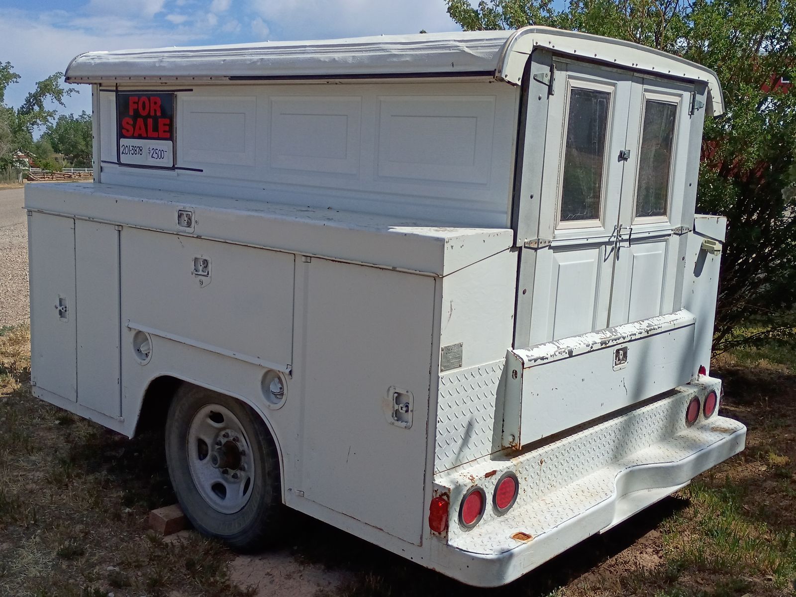 Over lander / utility trailer