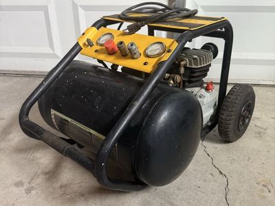 Trades Pro 6-gallon Air Compressor