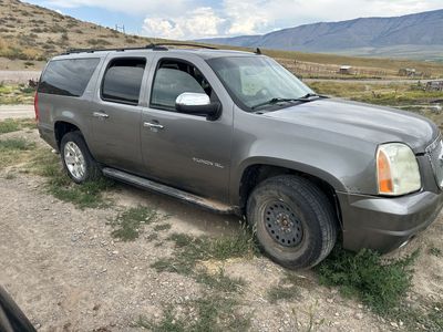 2012 GMC Yukon XL 4WD – Leather – Heated Seats – Cold A/C – Needs Transmission