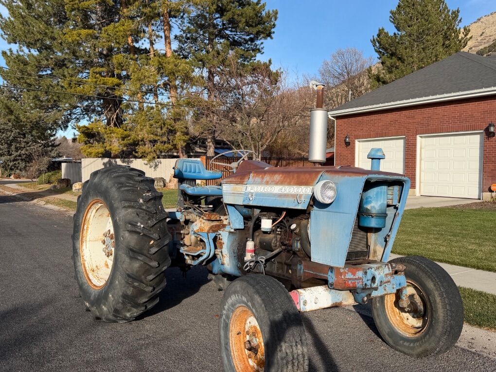 1969 Ford 4000 Tractor
