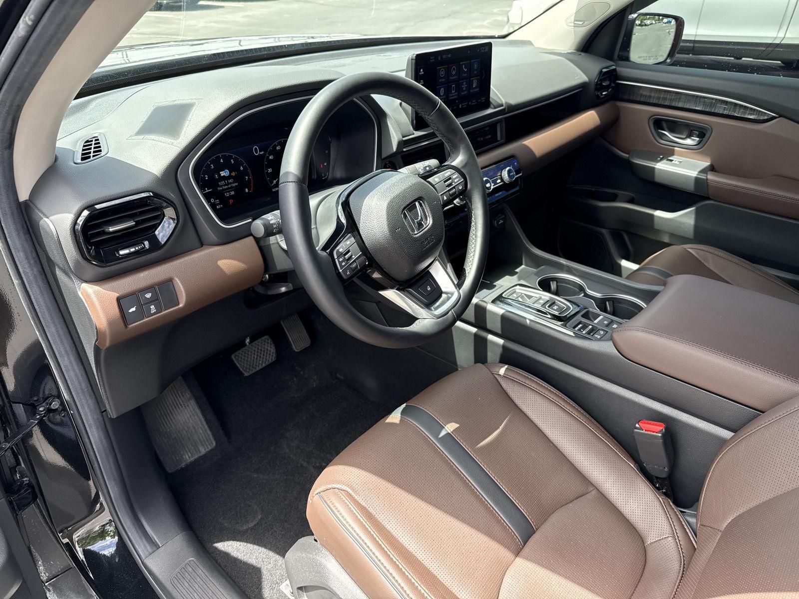 Main image 15