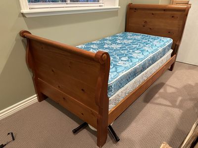 Beautiful Twin Sleigh Bed, Box Spring, and Mattress