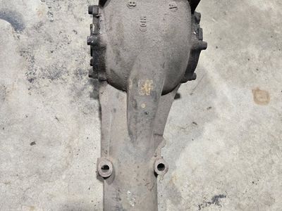 2008- 2014 subaru rear end used 731B