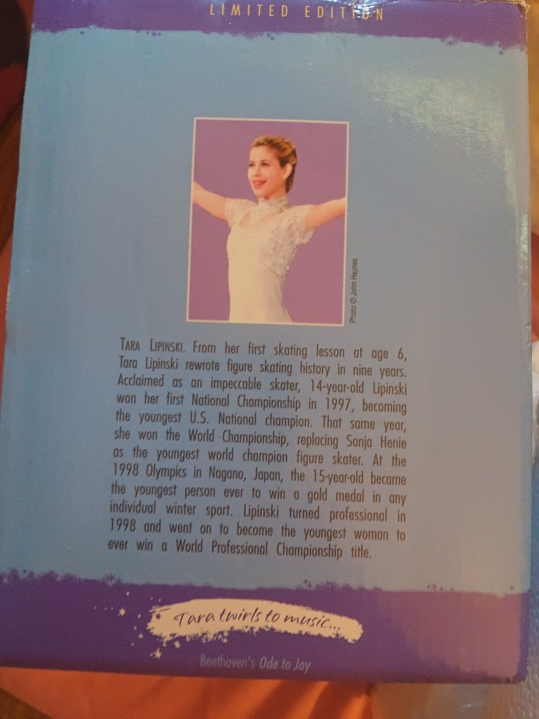 Hallmark Olympic Medalist Tara Lipinski Musical Snow Globe Limited Edition
