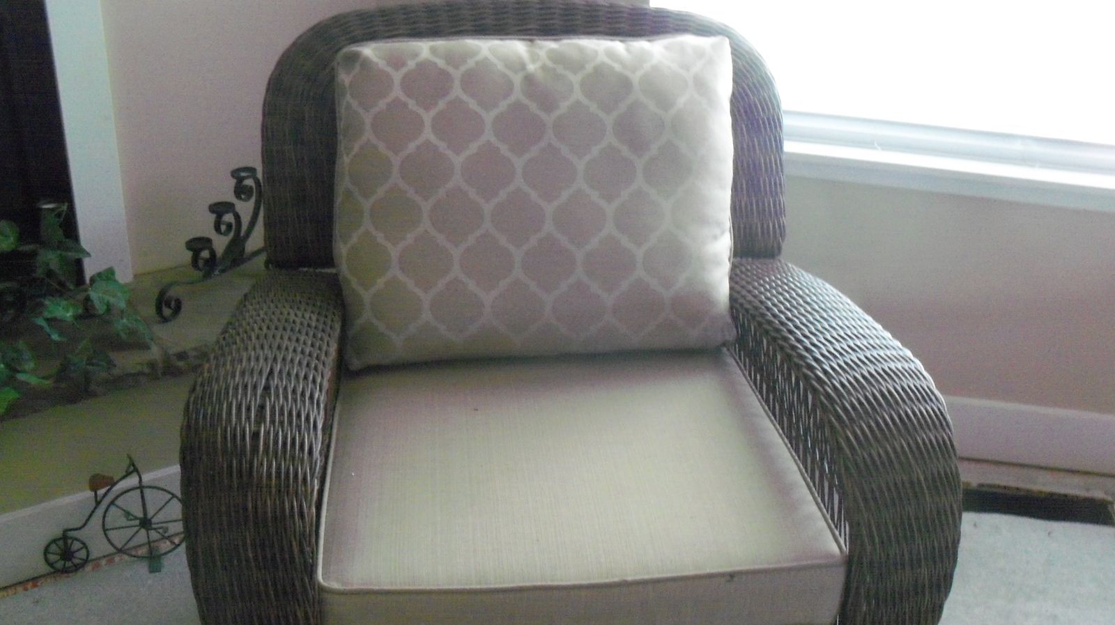 Hampton Bay patio chairs   New