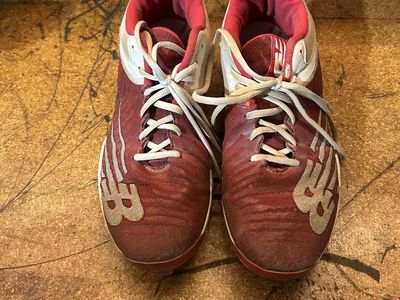 Used New Balance Metal Baseball Cleat