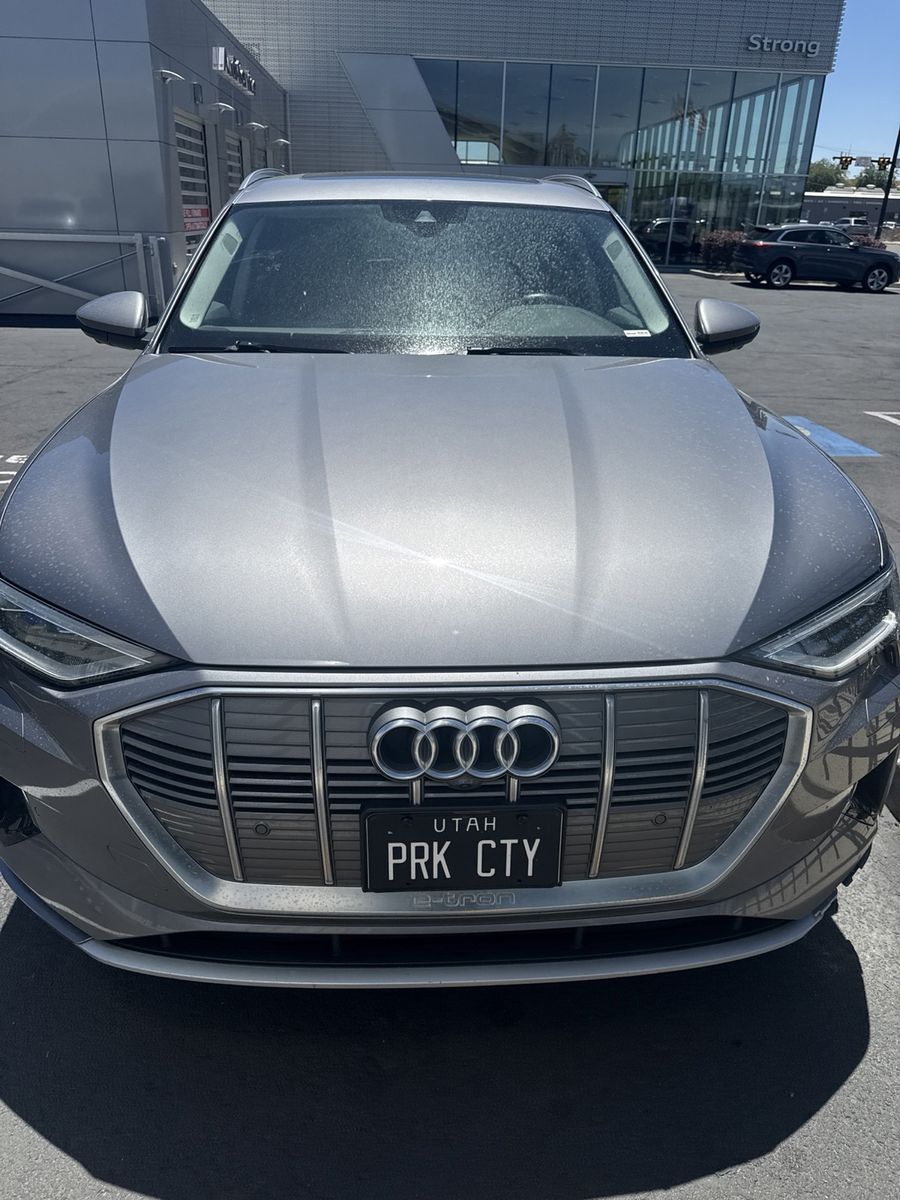 2019 Audi e-tron SUV quattro Premium Plus