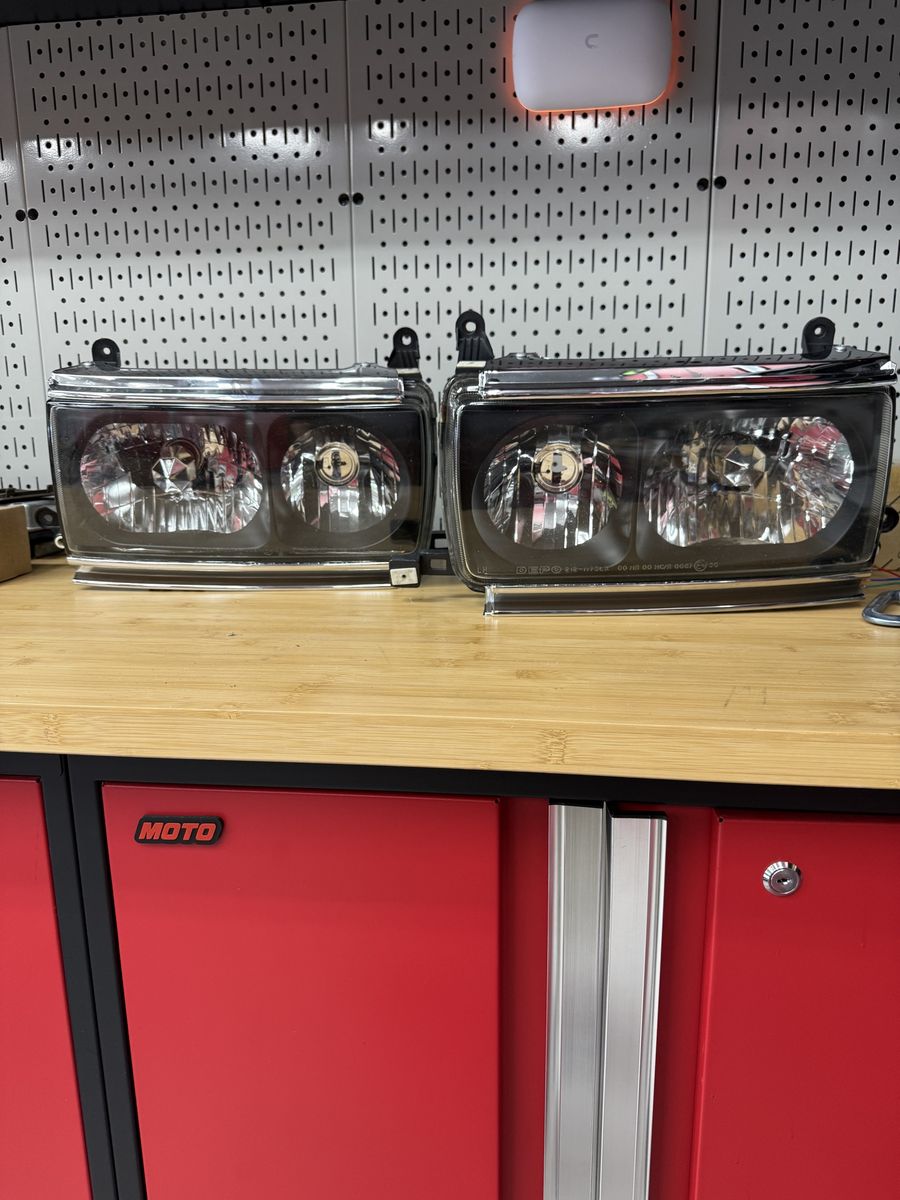 DEPO Headlights Blacked  FJ80 FZJ80 Land Cruiser
