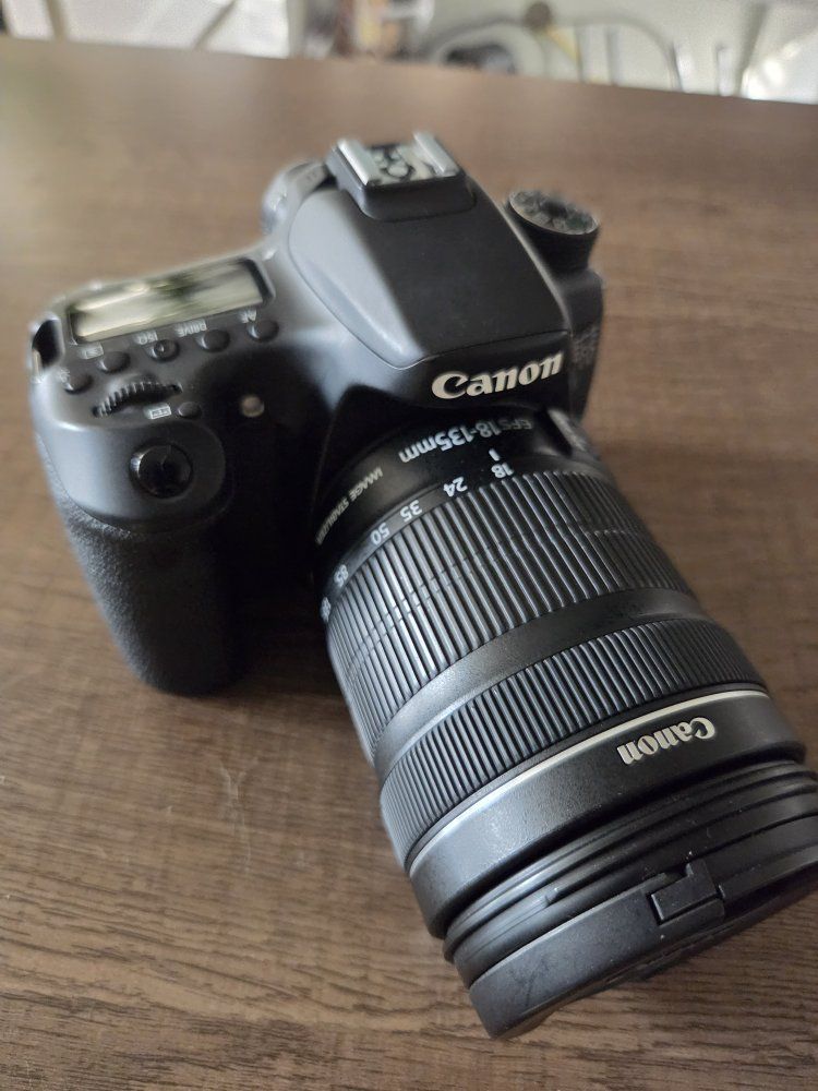 Canon EOS 70D DSLR Camera