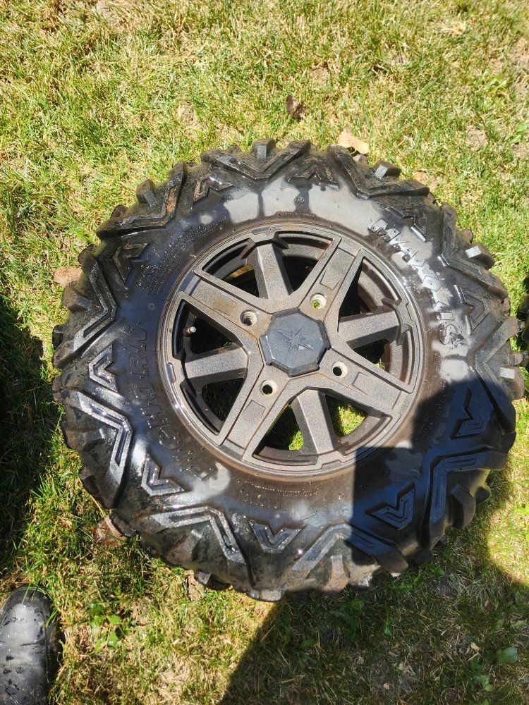 Main image 3