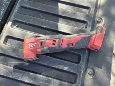 Milwaukee M18 Cordless Multi-Tool 2626-20