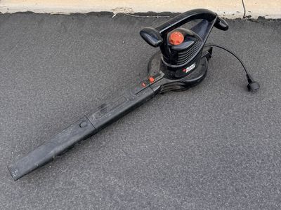 Black & Decker Electric Leaf Blower Corded Black Used