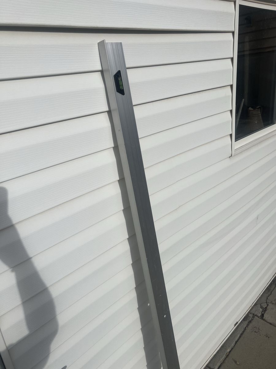 6’ level light aluminum