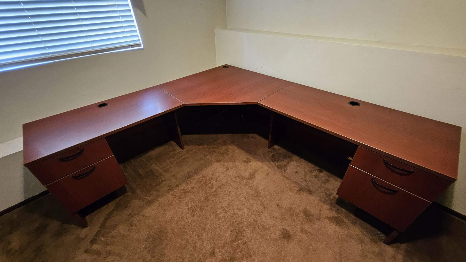 Turnstone Payback L-Shaped Desk