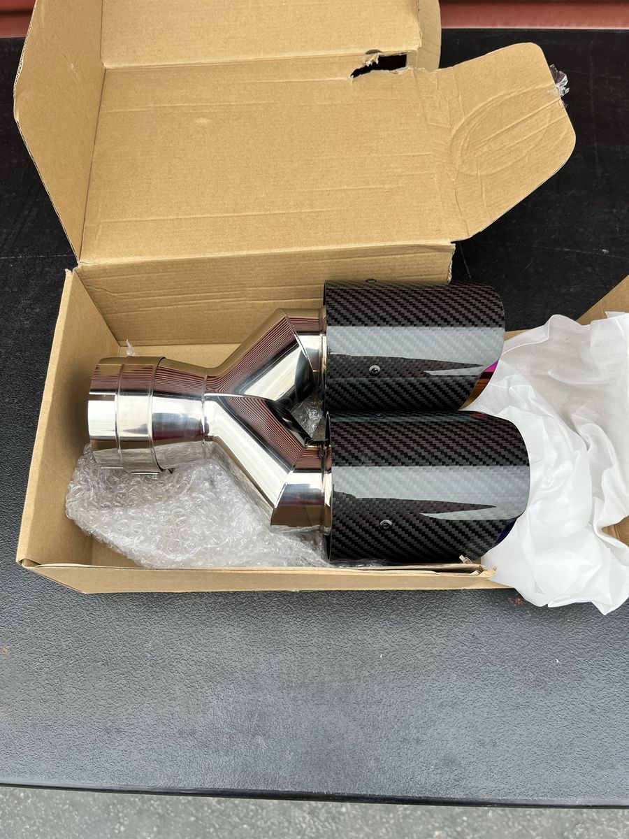 Dual Carbon Fibre Exhaust Tip 3"  To 4"  Universal