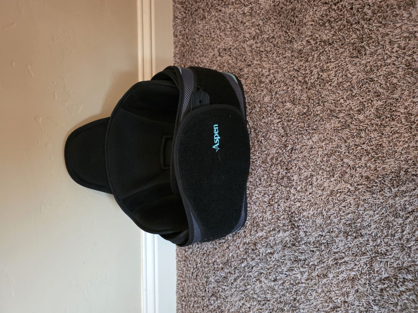 Main image 4