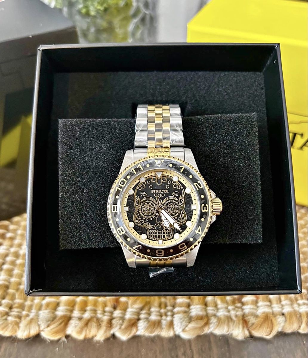 Invicta Pro Diver Sugar Skull 36862 — New in Box