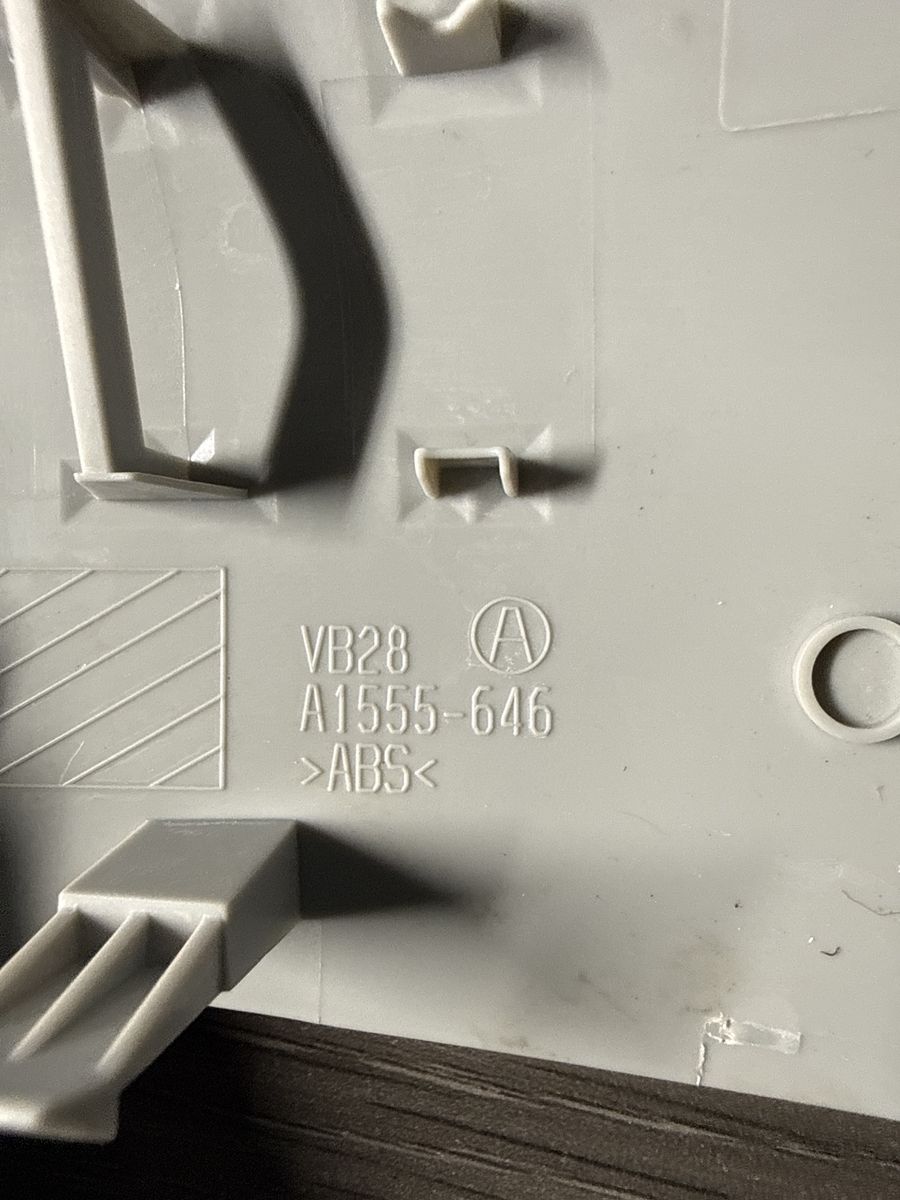 Main image 3