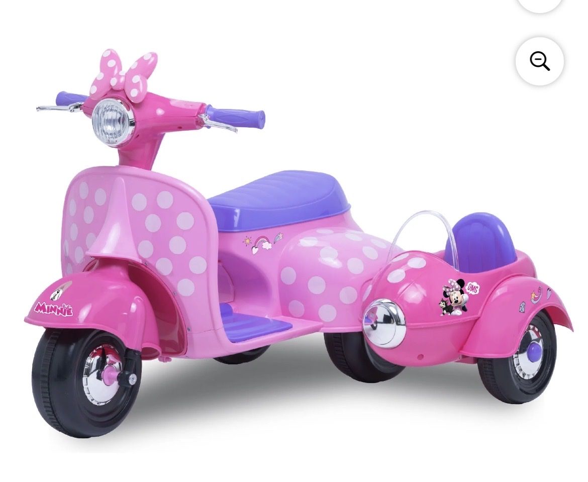 New 6V Disney Minnie Mouse Happy Helpers Scooter with Sidecar Ride-On Toy by Kid Trax