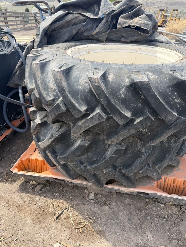 13.6-28 Tractor Tires