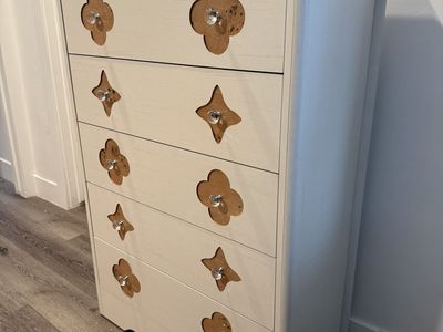 Brand New Fluted Design 5 Drawer Dresser