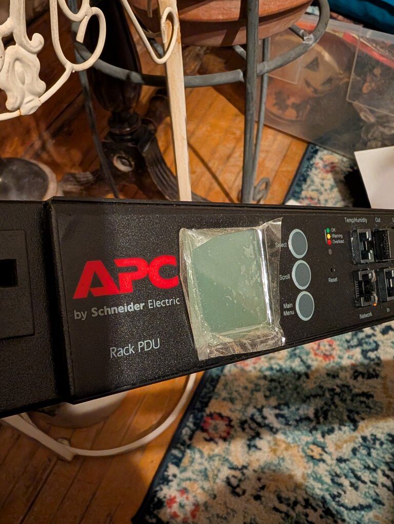 APC Power Strip AP8865 Rack PDU Schneider Electric electric distribution server rack