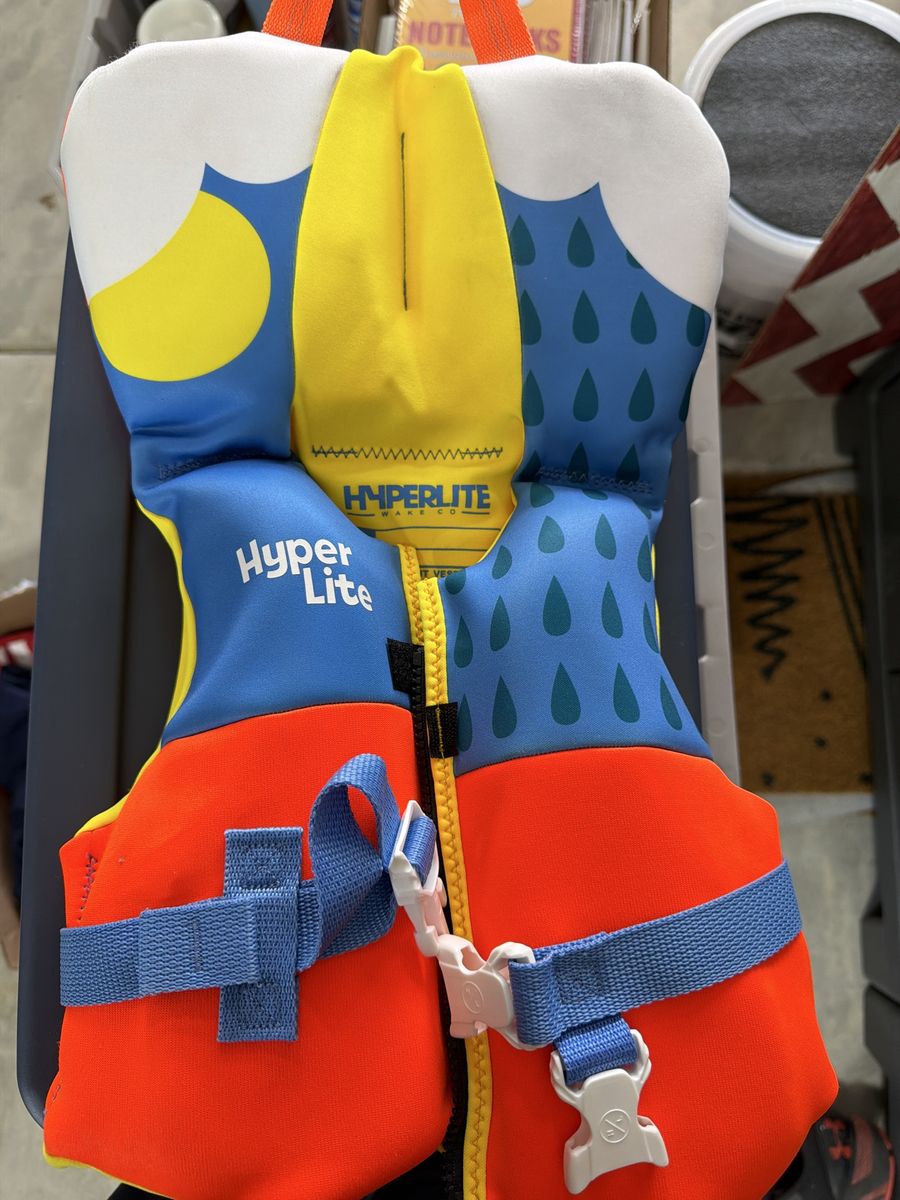 Hyperlite Infant Type II PFD Life Vest - Multicolor, Under 30 lbs