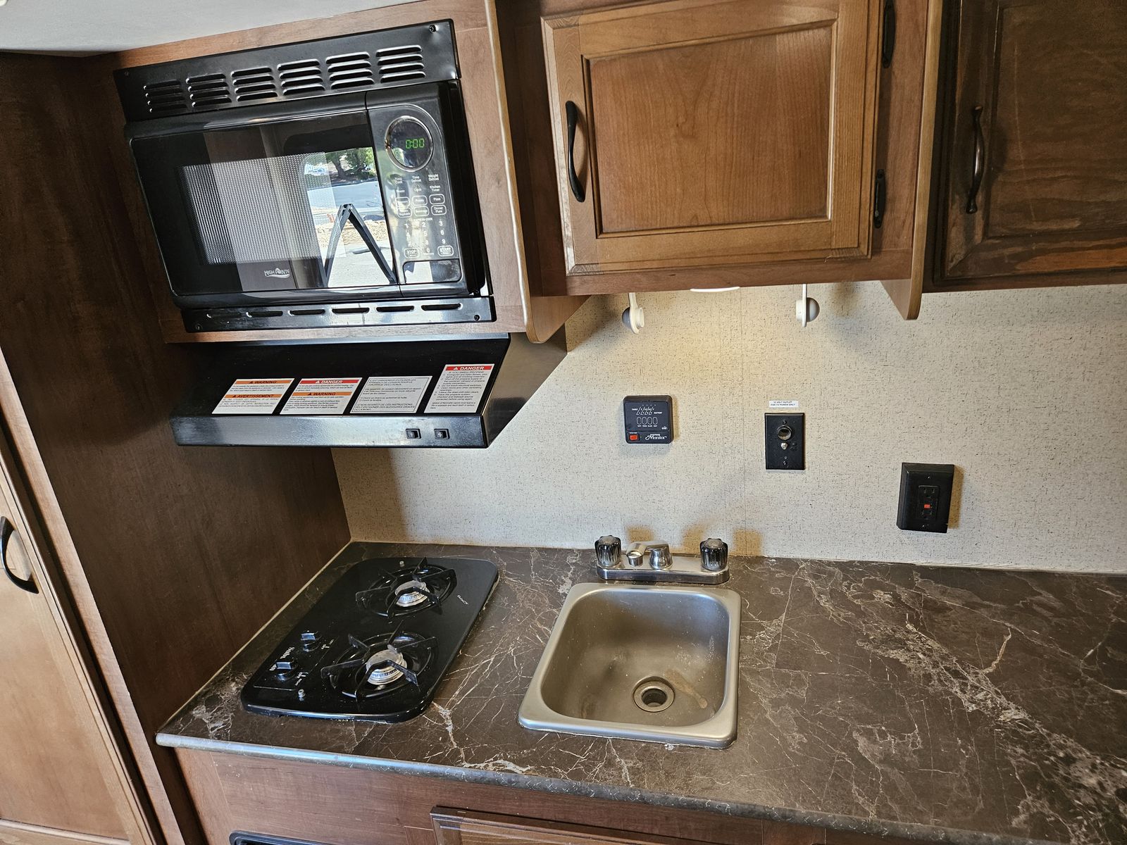 Main image 11