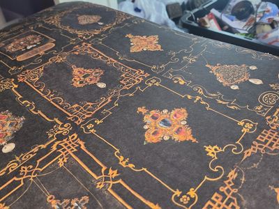 Beautiful Designer Wallpaper - 3 Rolls Included (50,4 sqft of wall coverage)