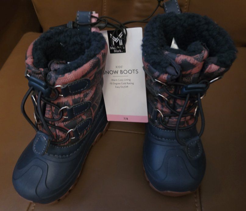 Member's Mark Kids Snow Boots Navy Blue Warm Cozy Lining Size 7/8 New