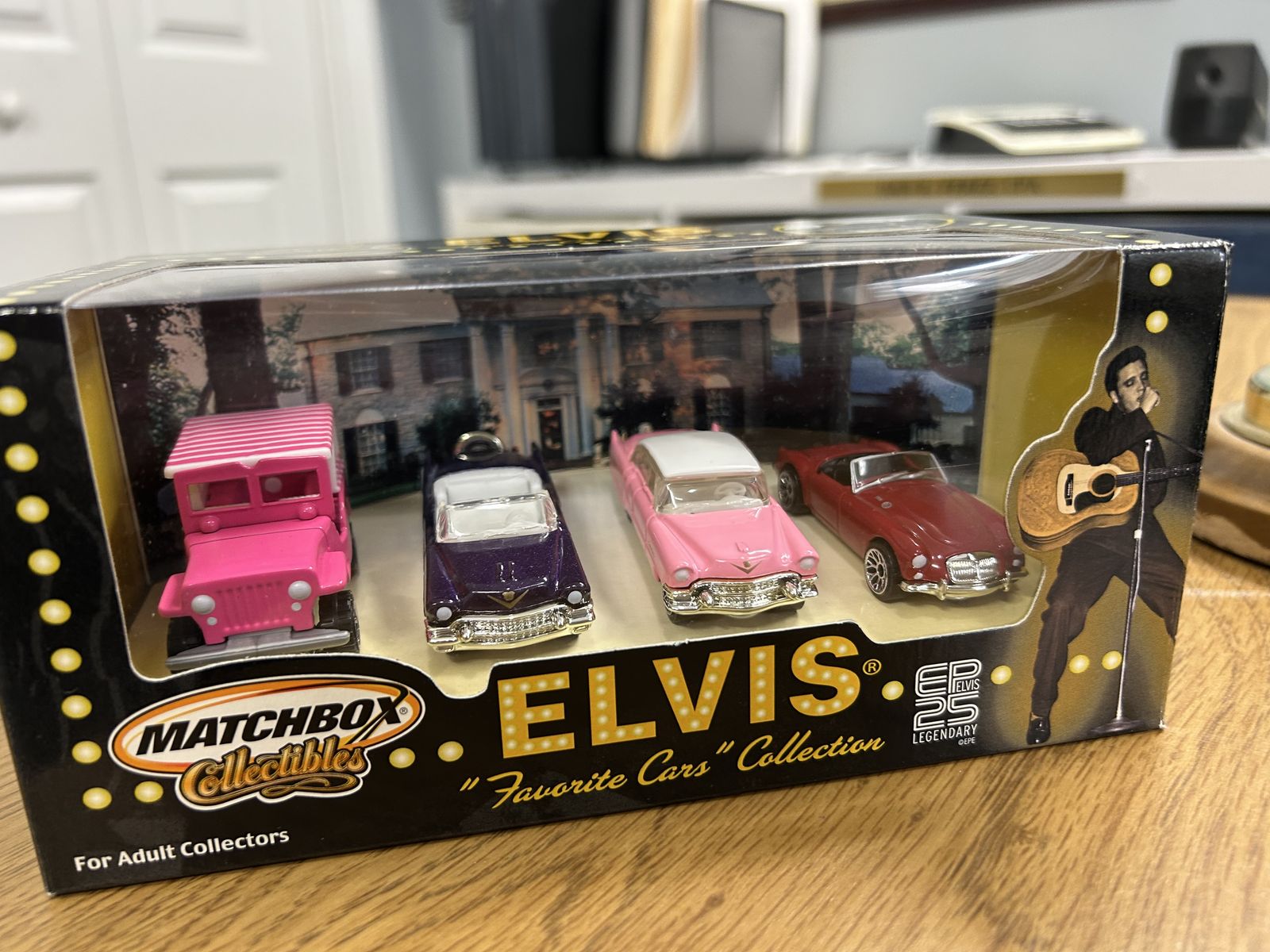 Elvis Cars