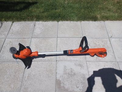 black and Decker trimmer