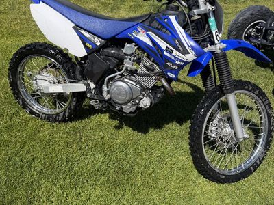 2016 Yamaha TT-R125LE Big Wheel Dirt Bike