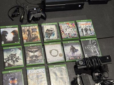 Microsoft Xbox One 500GB Console with Kinect, 12 Games, Controller & Accessories - Tested, Ready to Play