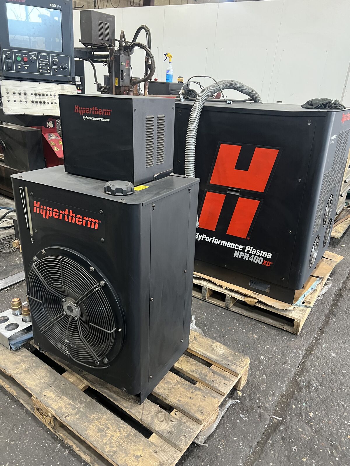 Hypertherm HPR400XD plasma table