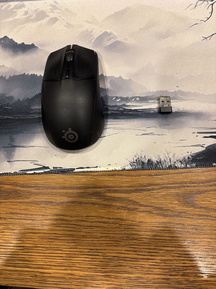 Rival 3 Wireless Mouse Excellent Condition.