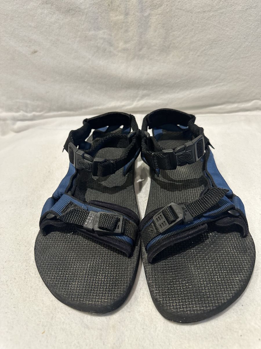 Teva women’s size 9 or men’s 7.5 navy blue/black open toe sports sandals