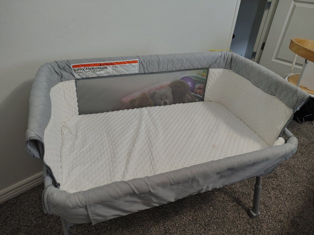 Bedside Sleeper Bassinet