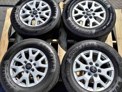 4 Goodyear Wrangler 245/70/R17.