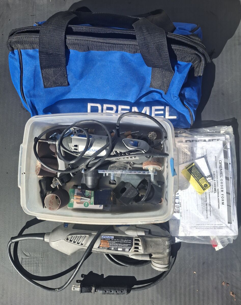 2 Dremel tools & accessories