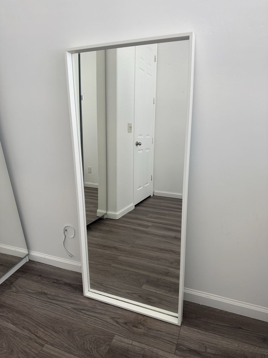 IKEA NISSEDAL Full-Length Mirror