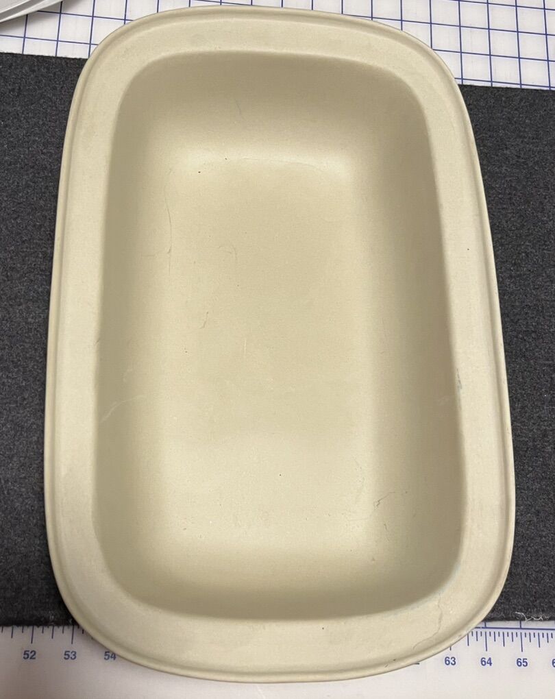 PAMPERED CHEF Large Roaster Baker