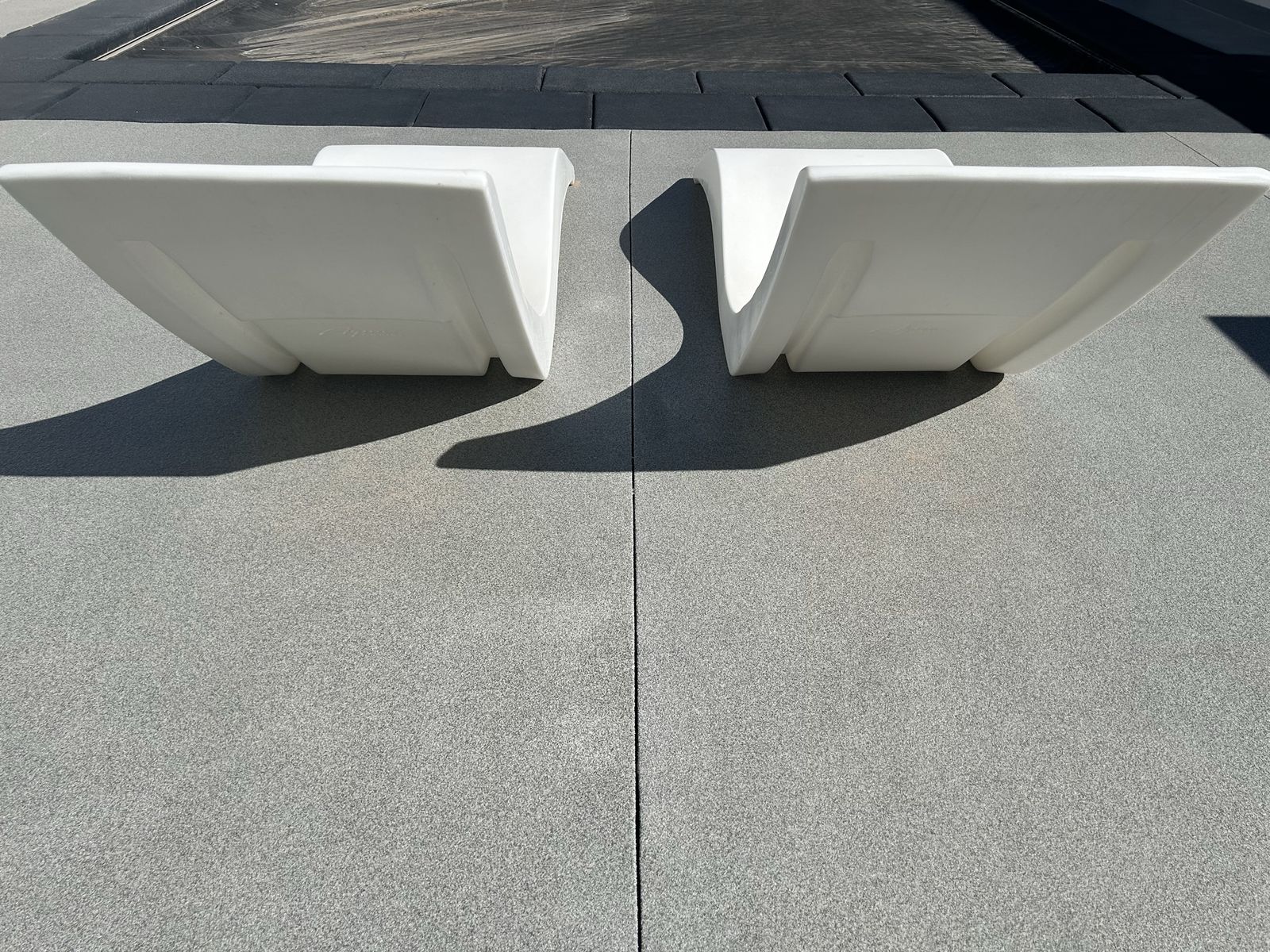 Main image 6