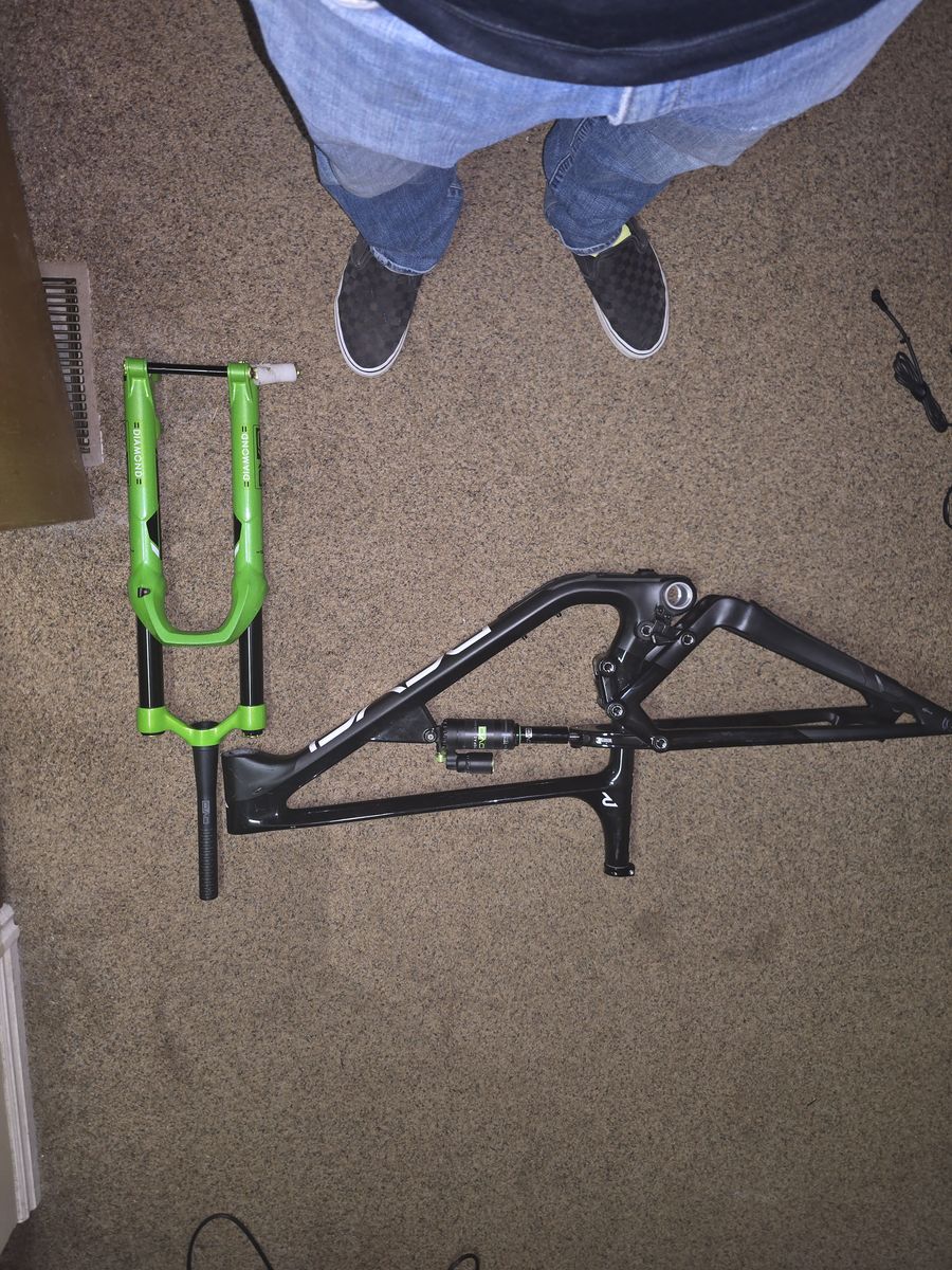 Revel CBF frame and DVO diamond 110 boost suspension