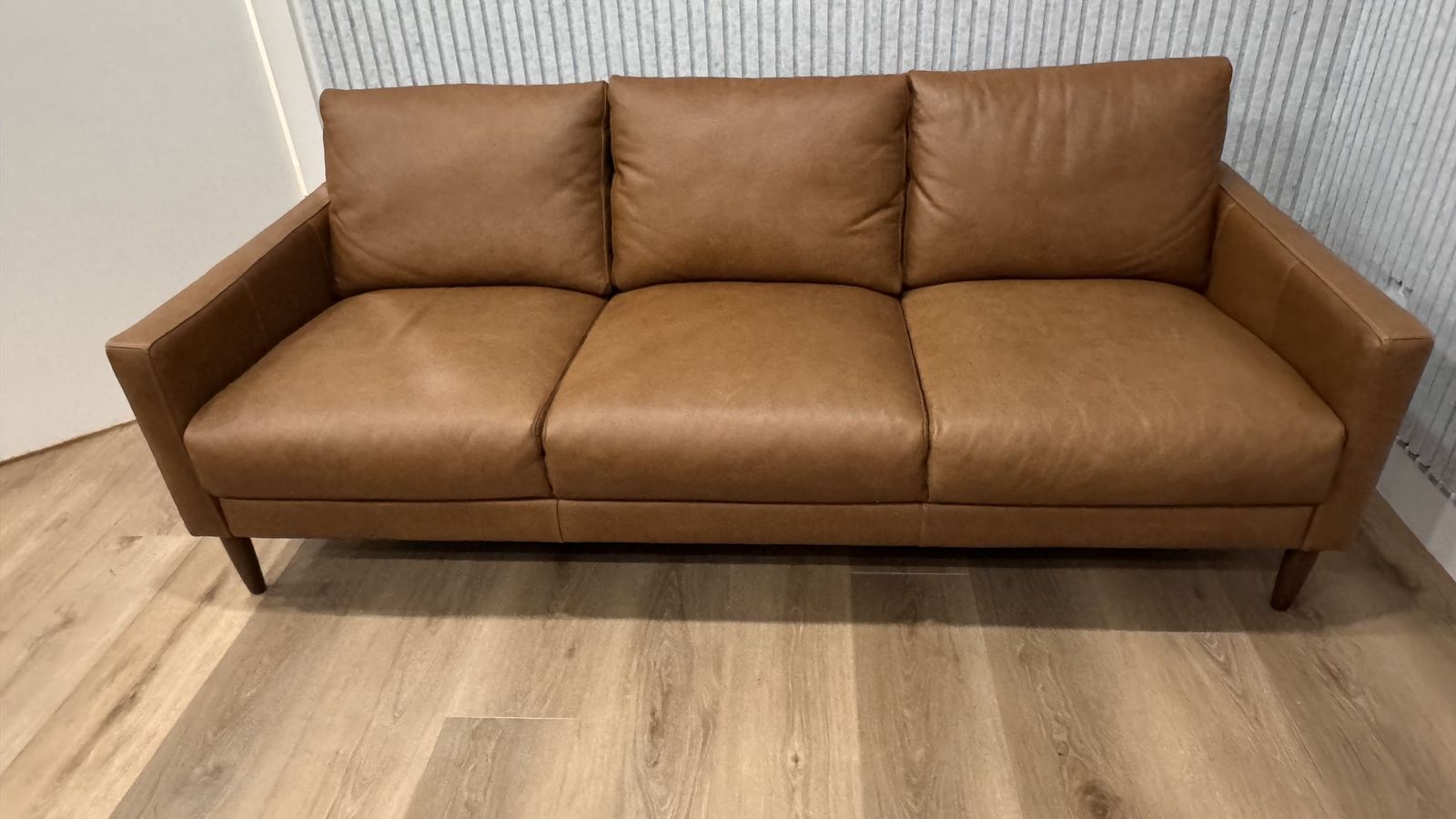 Ian 83" Saddle Brown Leather Sofa