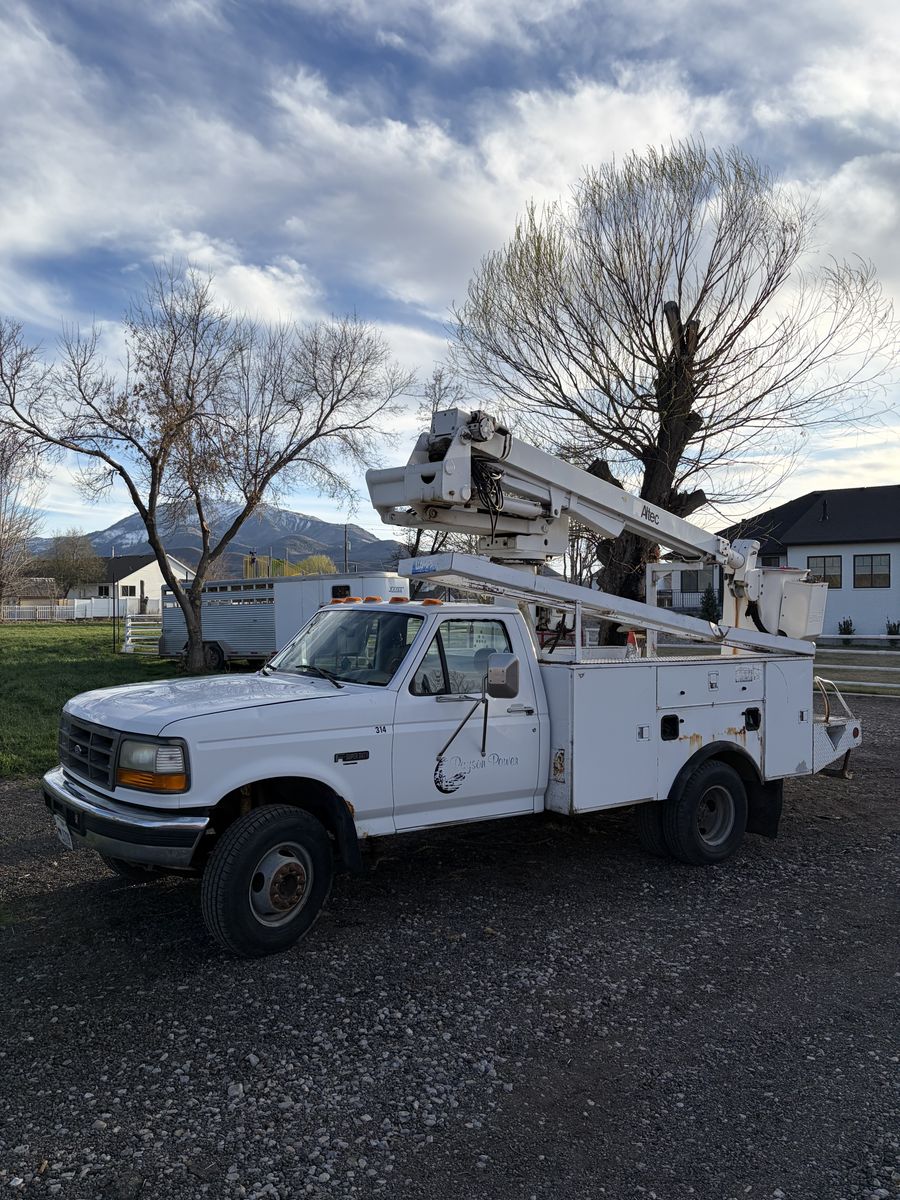 Bucket Truck