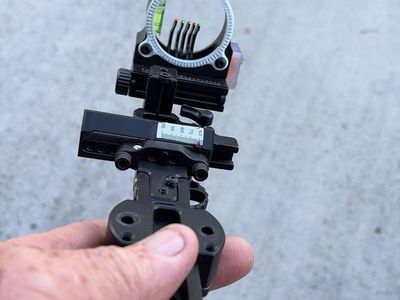 Black Gold RH Bow Sight - Used Archery Equipment