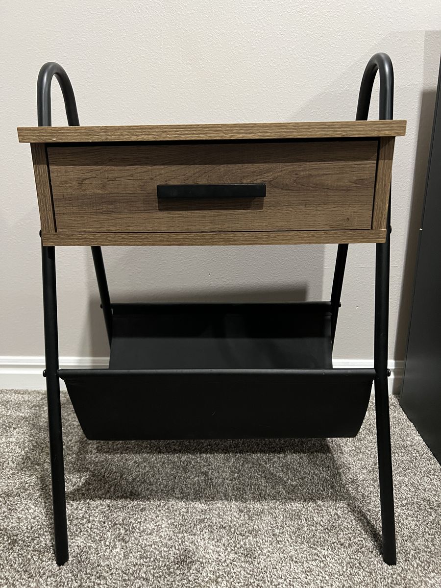 Modern Accent Table / Nightstand (Set of 2)